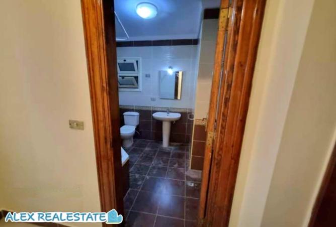 57987992 - Property Image 2