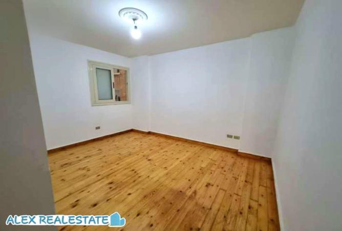 57987992 - Property Image 3