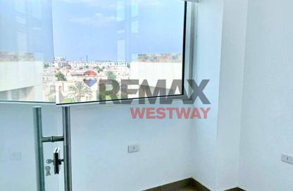 Office Space - Studio - 2 for rent in Kargo Mall - Al Shabab St. - Sheikh Zayed City - Giza