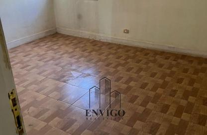 Apartment - 2 - 1 for sale in Nagaty Serag St. - 8th Zone - Nasr City - Cairo