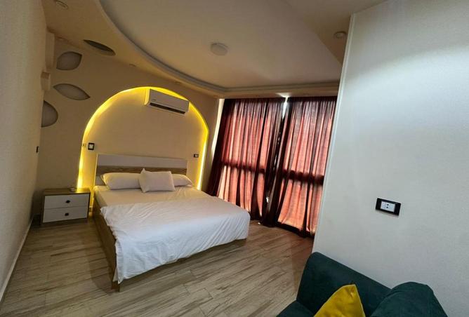 8581311 - Property Image 3