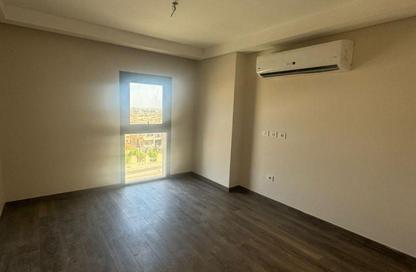 Apartment - 3 Bedrooms - 3 Bathrooms for sale in Village Views - Zed Towers - Sheikh Zayed Compounds - Sheikh Zayed City - Giza Apartment - 3 Bedrooms - 3 Bathrooms for sale in Village Views - Zed Towers - Sheikh Zayed Compounds - Sheikh Zayed City - Giza