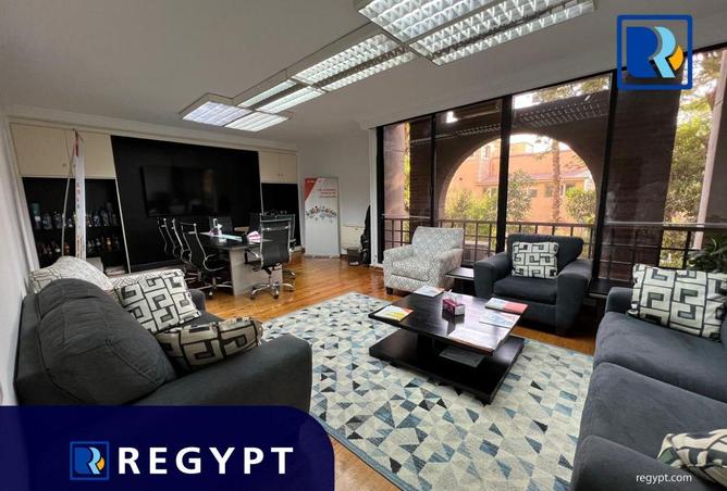 8573437 - Property Image 3