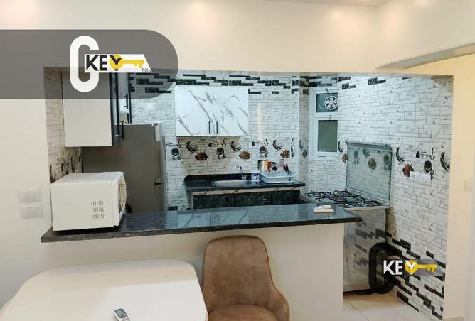98547649 - Property Image 2