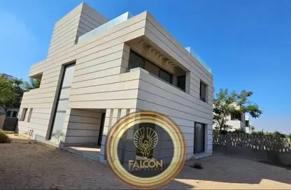 فيلا - 5 غرف نوم - 4 حمامات للبيع في كمبوند البروج - كمبوندات الشروق - مدينة الشروق - القاهرة