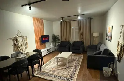 شقة - 3 غرف نوم - 2 حمامات للايجار في B11 - مدينتي - القاهرة