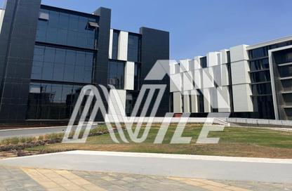 Office Space - Studio - 3 Bathrooms for sale in Hyde Park Business District Mall - South Teseen St. - The 5th Settlement - New Cairo City - Cairo