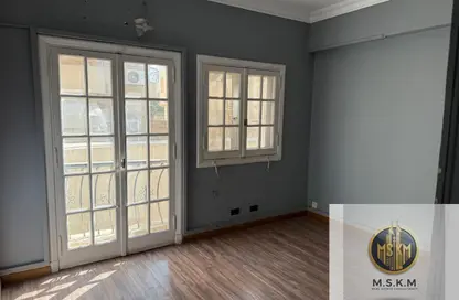 Apartment - 4 Bedrooms - 2 Bathrooms for rent in Al Amal St. - District 5 - The 5th Settlement - New Cairo City - Cairo