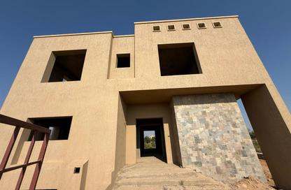 Villa - 4 Bedrooms - 5 Bathrooms for sale in Ivy - Cairo Alexandria Desert Road - Giza
