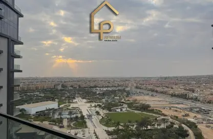 Apartment - 3 Bedrooms - 3 Bathrooms for sale in Village Views - Zed Towers - Sheikh Zayed Compounds - Sheikh Zayed City - Giza
