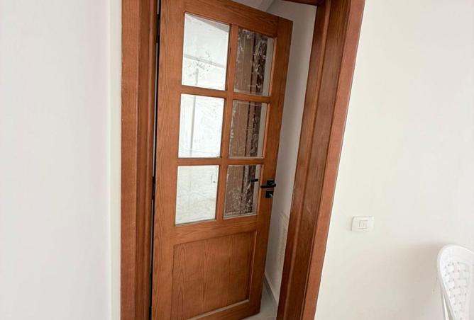 77605830 - Property Image 2