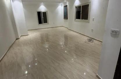 Apartment - 3 Bedrooms - 2 Bathrooms for rent in El Yasmeen 8 - El Yasmeen - New Cairo City - Cairo