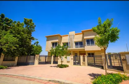 Villa - 4 Bedrooms - 4 Bathrooms for sale in Atrio - Sheikh Zayed Compounds - Sheikh Zayed City - Giza