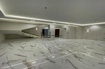 منزل مزدوج - 4 غرف نوم - 4 حمامات للايجار في مون ريزيدنس - فيفث سكوير - التجمع الخامس - مدينة القاهرة الجديدة - القاهرة