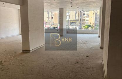 محل تجاري - استوديو - 4 حمامات للايجار في شارع افريقيا - امتداد مصطفي النحاس - المنطقة التاسعة - مدينة نصر - القاهرة