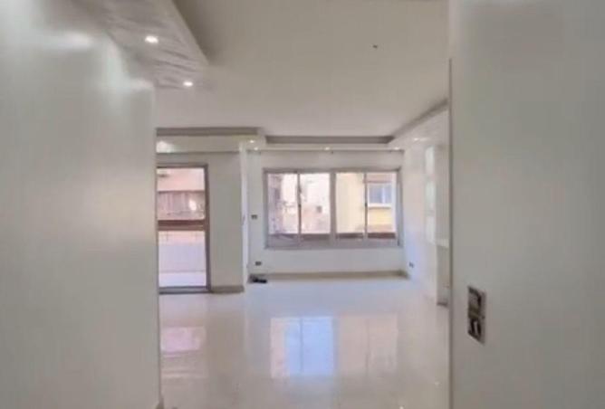 54238470 - صورة العقار 2