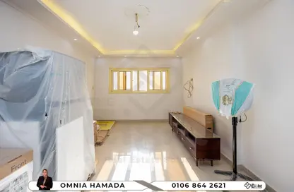 Apartment - 2 Bedrooms - 1 Bathroom for sale in Seyouf - Hay Sharq - Alexandria