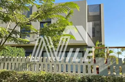 تاون هاوس - 4 غرف نوم - 4 حمامات للبيع في كمبوند البروج - كمبوندات الشروق - مدينة الشروق - القاهرة