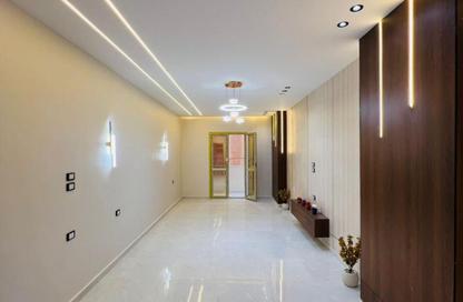 Apartment - 3 Bedrooms - 2 Bathrooms for sale in Gate 4 - Mena - Hadayek El Ahram - Giza