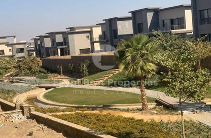 Villa - 3 Bedrooms - 5 Bathrooms for sale in Swan Lake Residence - 5th Settlement Compounds - The 5th Settlement - New Cairo City - Cairo