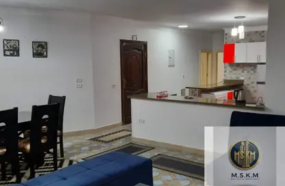 شقة - 3 غرف نوم - 2 حمامات للايجار في شارع الجزيرة - المستثمرين الجنوبية - مدينة القاهرة الجديدة - القاهرة