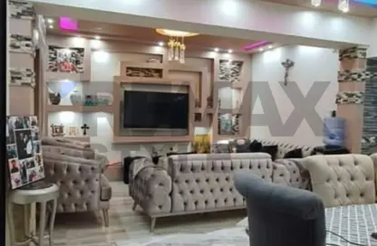 Apartment - 3 Bedrooms - 1 Bathroom for sale in Shobra - Hay Shobra - Cairo Apartment - 3 Bedrooms - 1 Bathroom for sale in Shobra - Hay Shobra - Cairo