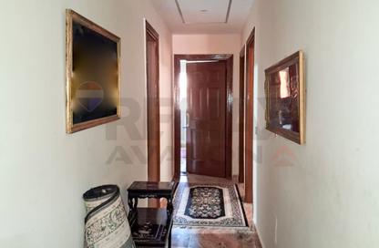Apartment - 3 Bedrooms - 2 Bathrooms for rent in Al Geish Road - Camp Chezar - Hay Wasat - Alexandria