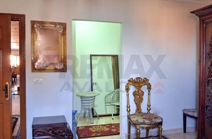 Apartment - 3 Bedrooms - 2 Bathrooms for rent in Al Geish Road - Camp Chezar - Hay Wasat - Alexandria