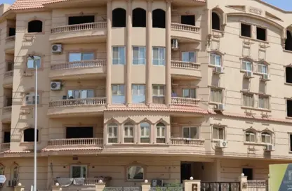 Apartment - 3 Bedrooms - 3 Bathrooms for sale in El Narges Buildings - Al Narges - New Cairo City - Cairo