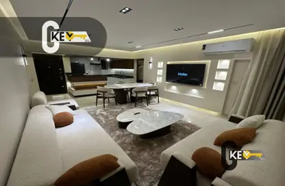 Apartment - 2 Bedrooms - 1 Bathroom for rent in El Rehab Extension - Al Rehab - New Cairo City - Cairo