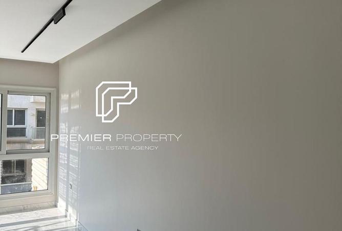 8602590 - Property Image 3