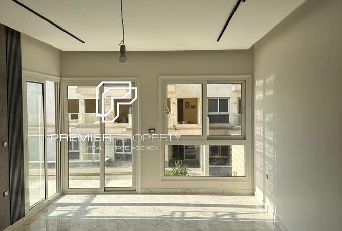 8602590 - Property Image 2