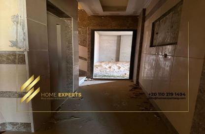 Apartment - 4 Bedrooms - 3 Bathrooms for sale in Bait Alwatan - The 5th Settlement - New Cairo City - Cairo
