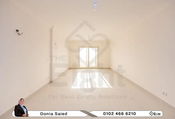 71918028 - Property Image 3