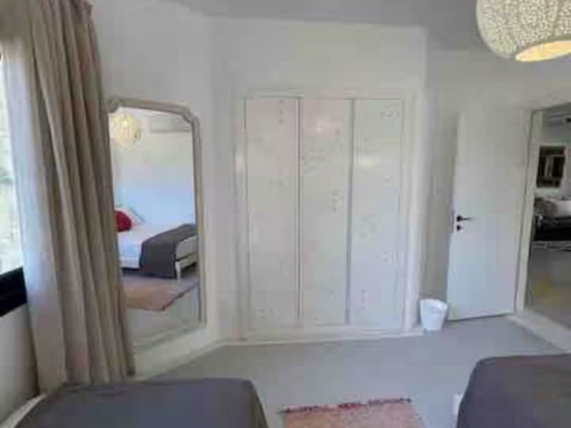 3BR Apartment | Private Garden  | Swan Lake thumbnail