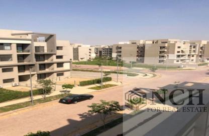 (بنتهاوس  (روف - 3 غرف نوم - 3 حمامات للبيع في مون ريزيدنس - فيفث سكوير - التجمع الخامس - مدينة القاهرة الجديدة - القاهرة