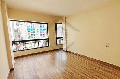 Apartment - 2 Bedrooms - 1 Bathroom for sale in La Vison St. - Bolkly - Hay Sharq - Alexandria Apartment - 2 Bedrooms - 1 Bathroom for sale in La Vison St. - Bolkly - Hay Sharq - Alexandria
