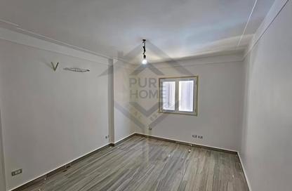 Apartment - 2 Bedrooms - 1 Bathroom for sale in La Vison St. - Bolkly - Hay Sharq - Alexandria Apartment - 2 Bedrooms - 1 Bathroom for sale in La Vison St. - Bolkly - Hay Sharq - Alexandria