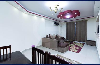 Apartment - 2 Bedrooms - 1 Bathroom for sale in Al Geish Road - Cleopatra - Hay Sharq - Alexandria