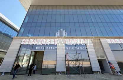 محل - استوديو - 1 حمام للبيع في جولدن جيت - شارع التسعين الجنوبي - التجمع الخامس - مدينة القاهرة الجديدة - القاهرة