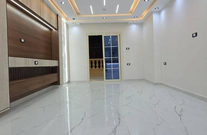 Apartment - 3 Bedrooms - 2 Bathrooms for sale in Gate 1 - Khofo - Hadayek El Ahram - Giza