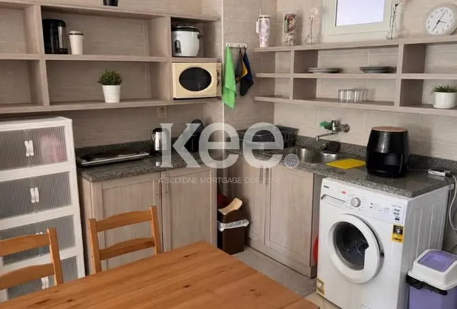 108787182 - Property Image 3
