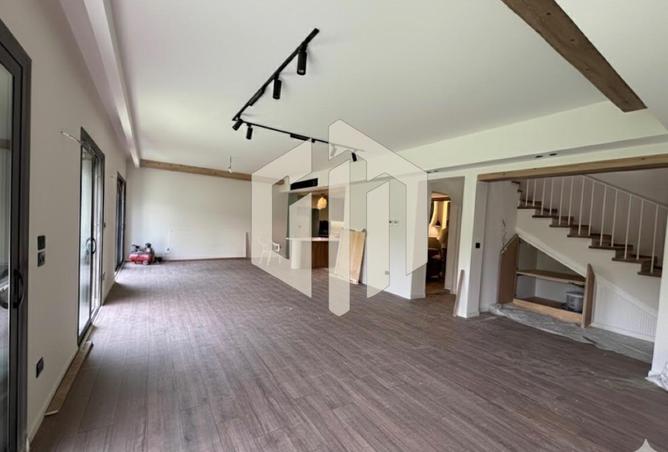 8715702 - Property Main Image