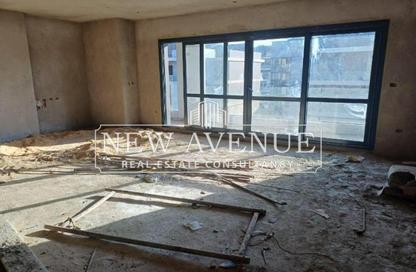 Apartment - 3 Bedrooms - 3 Bathrooms for sale in El Patio Oro - 5th Settlement Compounds - The 5th Settlement - New Cairo City - Cairo