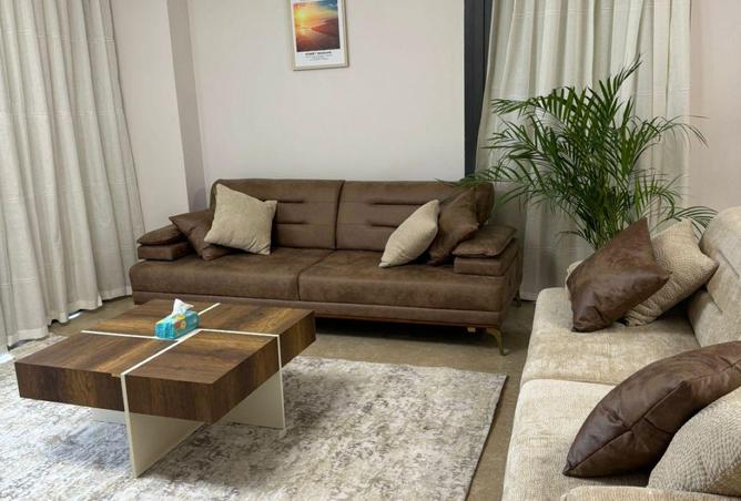 8608182 - Property Image 2