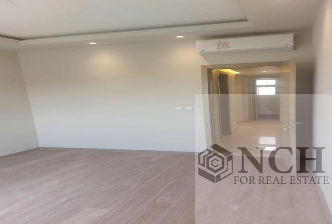 70366226 - صورة العقار 3