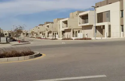 Villa - 3 Bedrooms - 4 Bathrooms for sale in Palm Hills New Cairo - 5th Settlement Compounds - The 5th Settlement - New Cairo City - Cairo