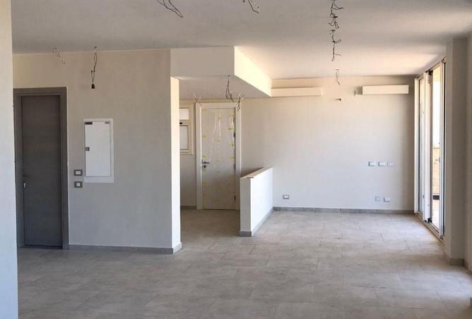 52970810 - صورة العقار 2