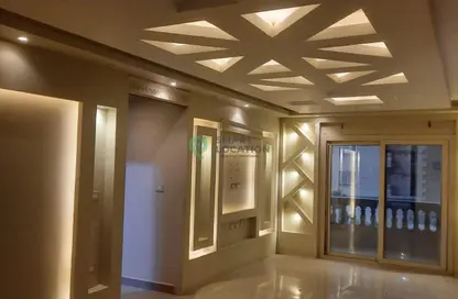 Apartment - 3 Bedrooms - 2 Bathrooms for sale in 5th Settlement Compounds - The 5th Settlement - New Cairo City - Cairo Apartment - 3 Bedrooms - 2 Bathrooms for sale in 5th Settlement Compounds - The 5th Settlement - New Cairo City - Cairo