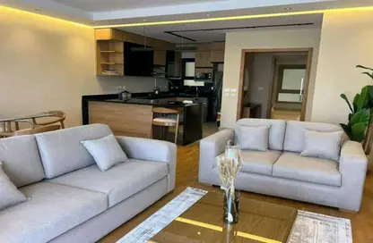 (بنتهاوس  (روف - 4 غرف نوم - 3 حمامات للبيع في ليك ويست 4 - كمبوندات الشيخ زايد - الشيخ زايد - الجيزة